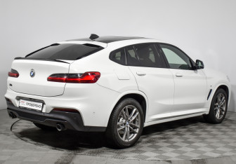 Подержанный автомобиль BMW X4 2020 года (5 фото)