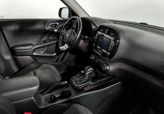 Подержанный автомобиль Kia Soul 2020 года (13 фото)