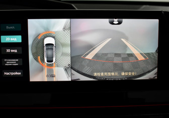 Подержанный автомобиль Changan UNI-V 2023 года (17 фото)