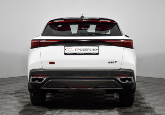 Подержанный автомобиль Omoda C5 2022 года (6 фото)