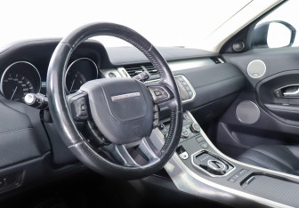 Подержанный автомобиль Land Rover Range Rover Evoque 2014 года (17 фото)