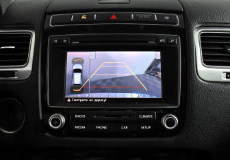 Подержанный автомобиль Volkswagen Touareg 2015 года (18 фото)