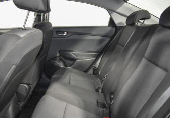 Подержанный автомобиль Hyundai Solaris Sedan 2021 года (11 фото)