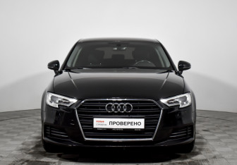 Подержанный автомобиль Audi A3 Hatchback 2016 года (2 фото)