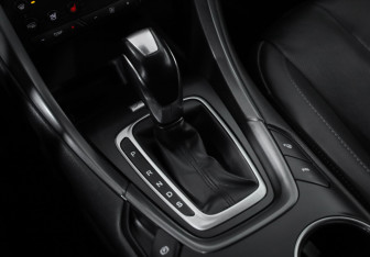 Подержанный автомобиль Ford Mondeo Sedan 2017 года (16 фото)