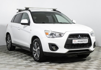 Подержанный автомобиль Mitsubishi ASX 2014 года (3 фото)