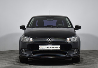 Подержанный автомобиль Volkswagen Polo Sedan 2011 года (2 фото)