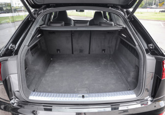 Новый Audi Q8 2025 (35 фото)