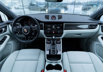Новый Porsche Macan 2025 (7 фото)