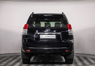 Подержанный автомобиль Toyota Land Cruiser Prado 2012 года (6 фото)