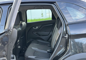 Подержанный автомобиль LADA (ВАЗ) XRAY 2019 года (15 фото)