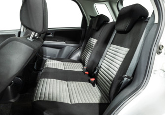 Подержанный автомобиль Suzuki SX4 Hatchback 2010 года (10 фото)
