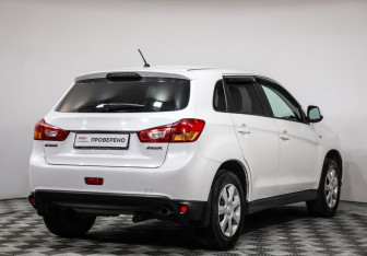 Подержанный автомобиль Mitsubishi ASX 2014 года (5 фото)