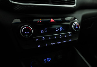 Подержанный автомобиль Hyundai Tucson 2020 года (16 фото)