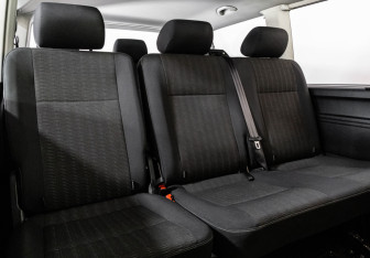 Подержанный автомобиль Volkswagen Caravelle 2019 года (18 фото)