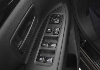 Подержанный автомобиль Mitsubishi Outlander 2019 года (18 фото)