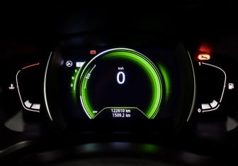 Подержанный автомобиль Renault Kadjar 2018 года (19 фото)