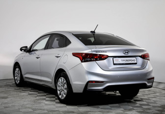 Подержанный автомобиль Hyundai Solaris Sedan 2019 года (7 фото)