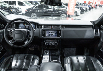 Подержанный автомобиль Land Rover Range Rover 2014 года (13 фото)