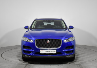 Подержанный автомобиль Jaguar F-Pace 2018 года (2 фото)