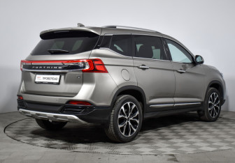 Подержанный автомобиль Forthing T5 2024 года (5 фото)