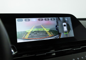 Подержанный автомобиль Omoda C5 2024 года (16 фото)