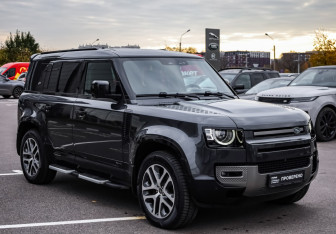 Подержанный автомобиль Land Rover Defender Suv 2021 года (4 фото)