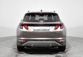 Подержанный автомобиль Hyundai Tucson 2023 года (6 фото)