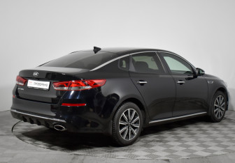 Подержанный автомобиль Kia Optima Sedan 2019 года (5 фото)