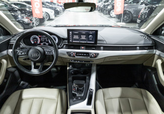 Подержанный автомобиль Audi A4 Sedan 2020 года (15 фото)