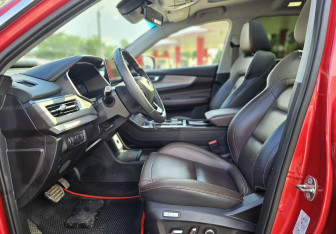 Подержанный автомобиль Chery Tiggo 8 Pro 2021 года (13 фото)