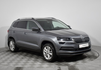 Подержанный автомобиль Skoda Karoq 2021 года (3 фото)
