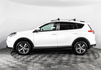 Подержанный автомобиль Nissan Qashqai 2020 года (7 фото)