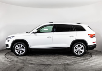 Подержанный автомобиль Skoda Kodiaq 2018 года (8 фото)