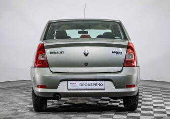 Подержанный автомобиль Renault Logan Sedan 2015 года (6 фото)