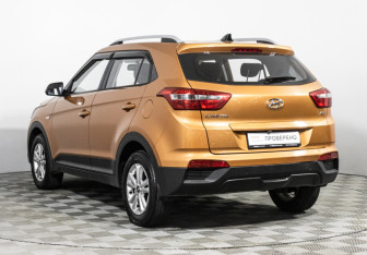 Подержанный автомобиль Hyundai Creta 2017 года (7 фото)