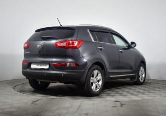 Подержанный автомобиль Kia Sportage 2011 года (5 фото)