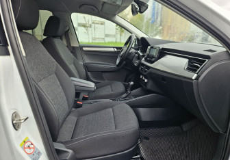 Подержанный автомобиль Skoda Rapid Liftback 2022 года (11 фото)