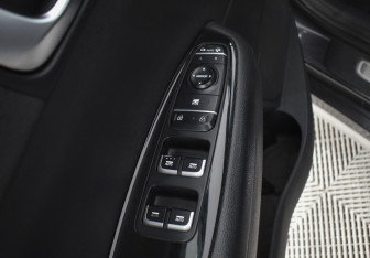 Подержанный автомобиль Kia Optima Sedan 2019 года (21 фото)