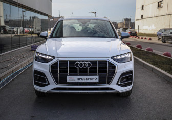 Подержанный автомобиль Audi Q5 2022 года (2 фото)