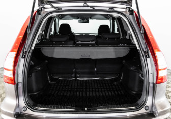 Подержанный автомобиль Honda CR-V 2011 года (21 фото)