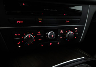 Подержанный автомобиль Audi A6 Sedan 2016 года (21 фото)