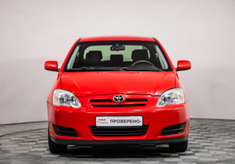 Подержанный автомобиль Toyota Corolla Hatchback 2006 года (2 фото)