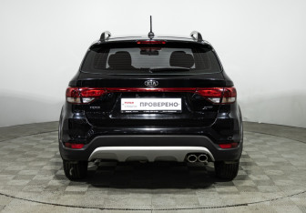 Подержанный автомобиль Kia Rio Hatchback 2017 года (6 фото)