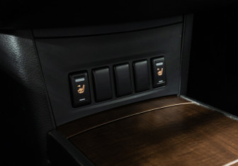 Подержанный автомобиль Nissan Teana 2006 года (21 фото)