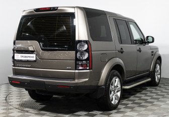 Подержанный автомобиль Land Rover Discovery 2014 года (5 фото)