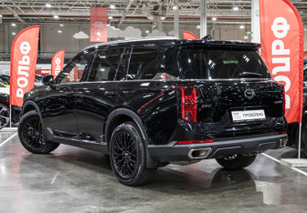 Подержанный автомобиль GAC GS8 2024 года (10 фото)