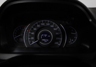 Подержанный автомобиль Honda CR-V 2013 года (16 фото)