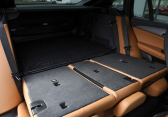 Подержанный автомобиль BMW X4 2020 года (35 фото)