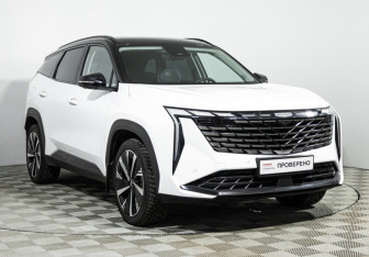 Подержанный автомобиль Geely Atlas 2024 года (3 фото)
